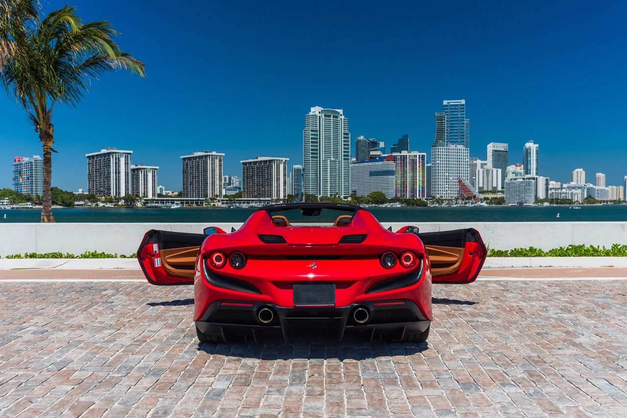 Ferrari F8 Tributo Spider — photo 2