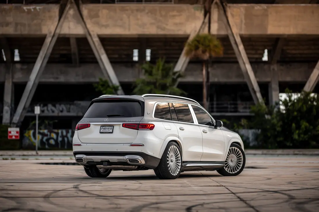 Mercedes-Benz GLS600 Maybach - photo 2