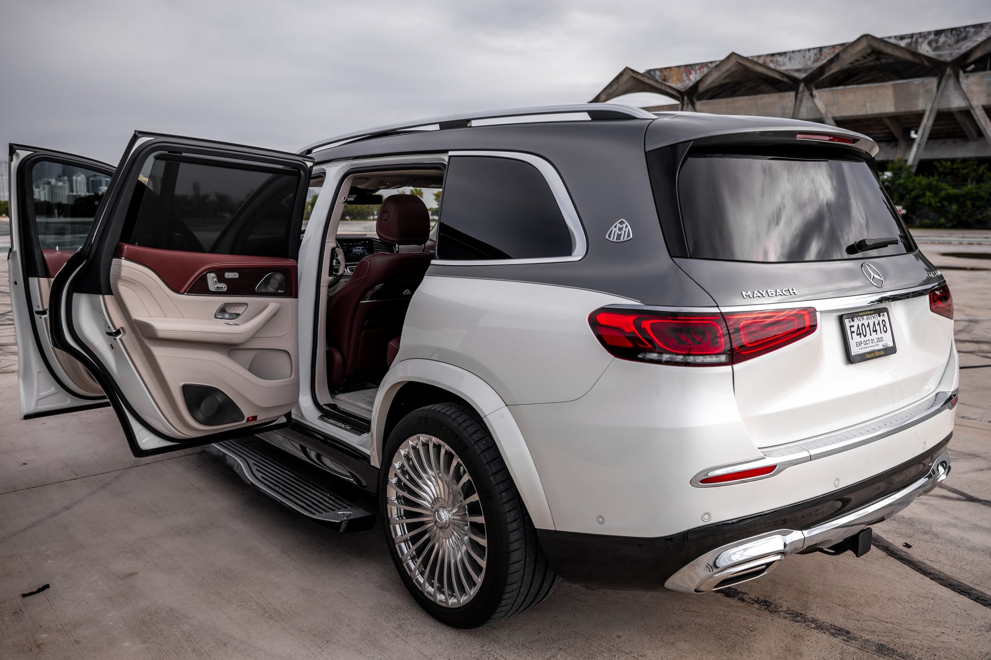 Mercedes-Benz GLS600 Maybach — photo 5