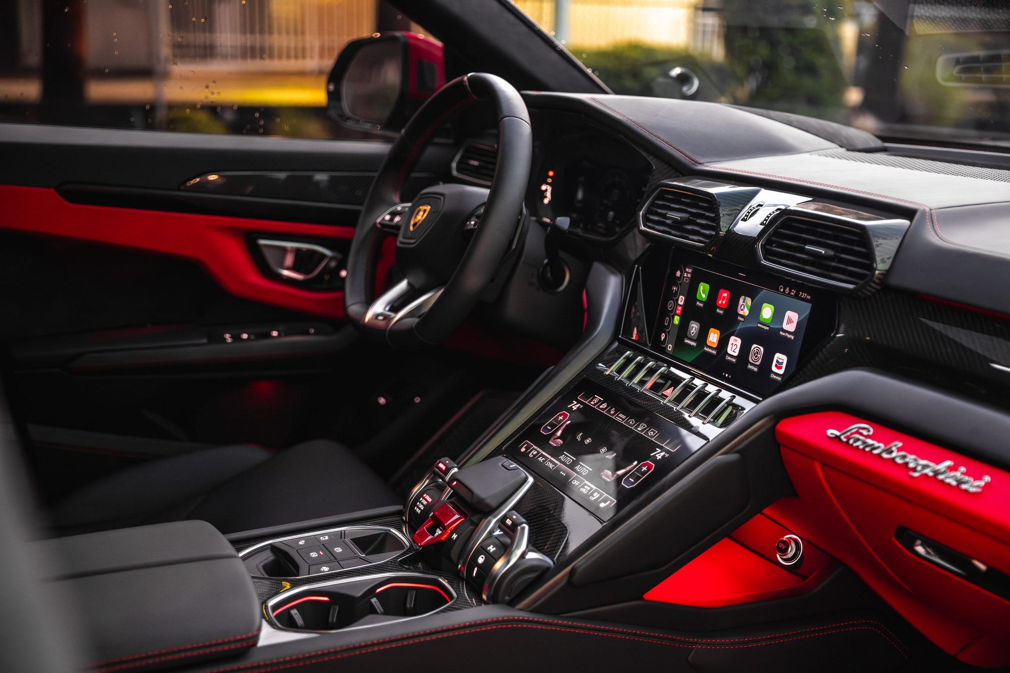 Lamborghini Urus S — photo 2