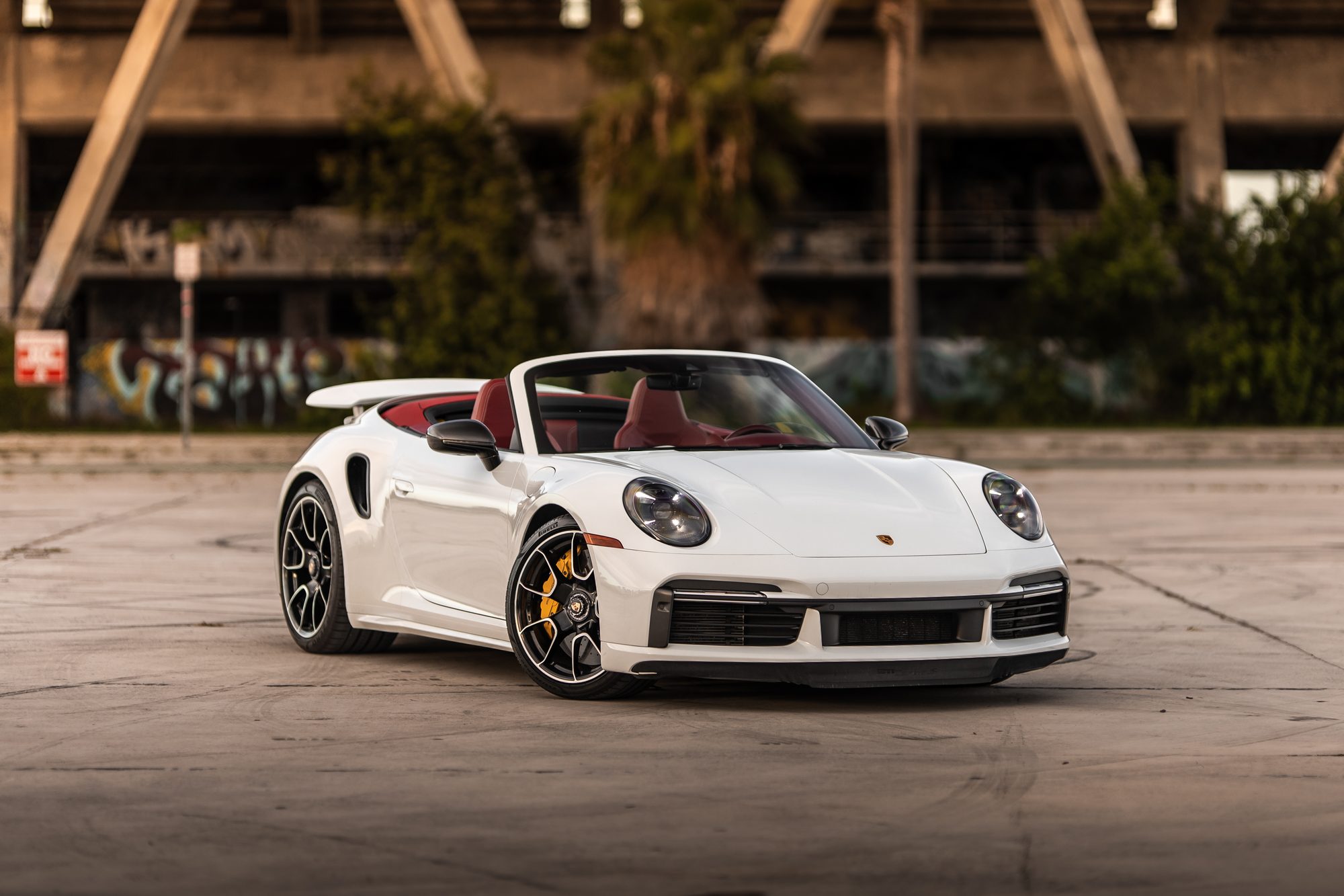 Porsche 911 Turbo S — photo 2