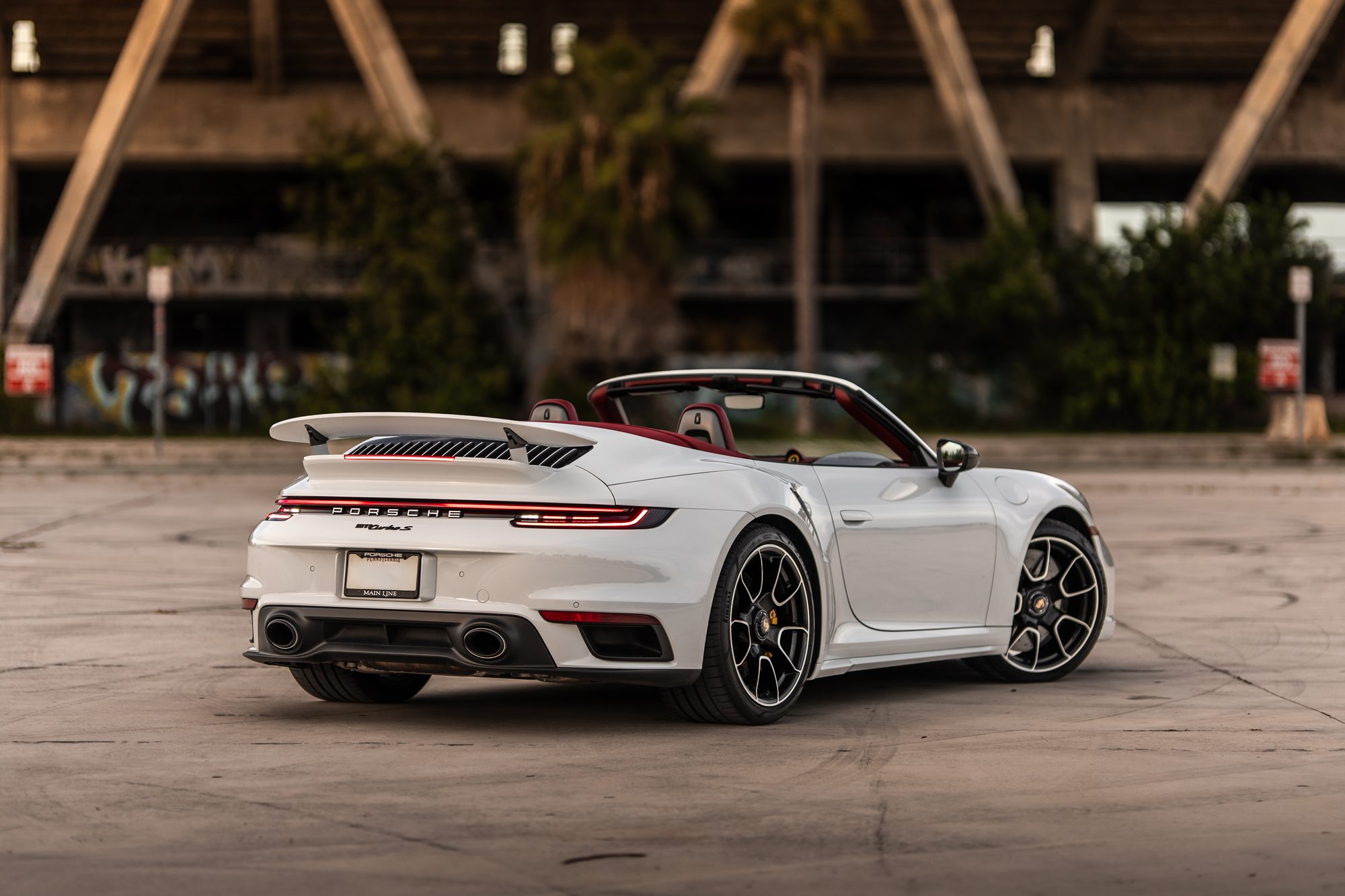 Porsche 911 Turbo S — photo 3