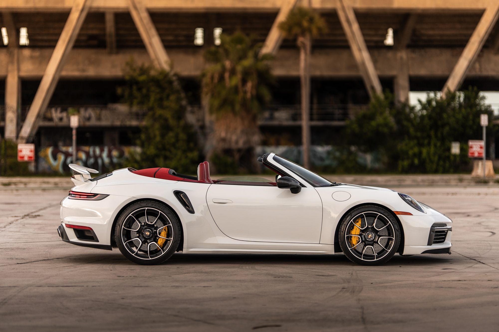 Porsche 911 Turbo S — photo 6