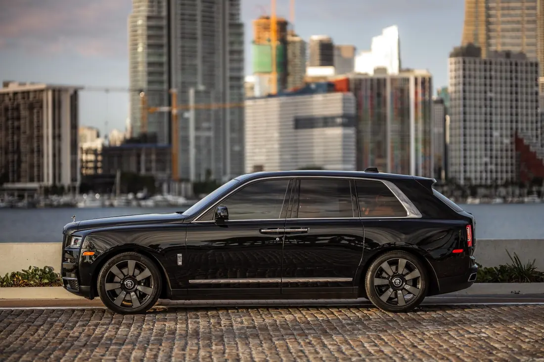 Rolls-Royce Cullinan - photo 1