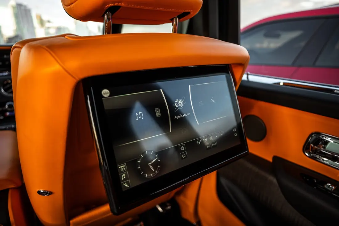 Rolls-Royce Cullinan - photo 4