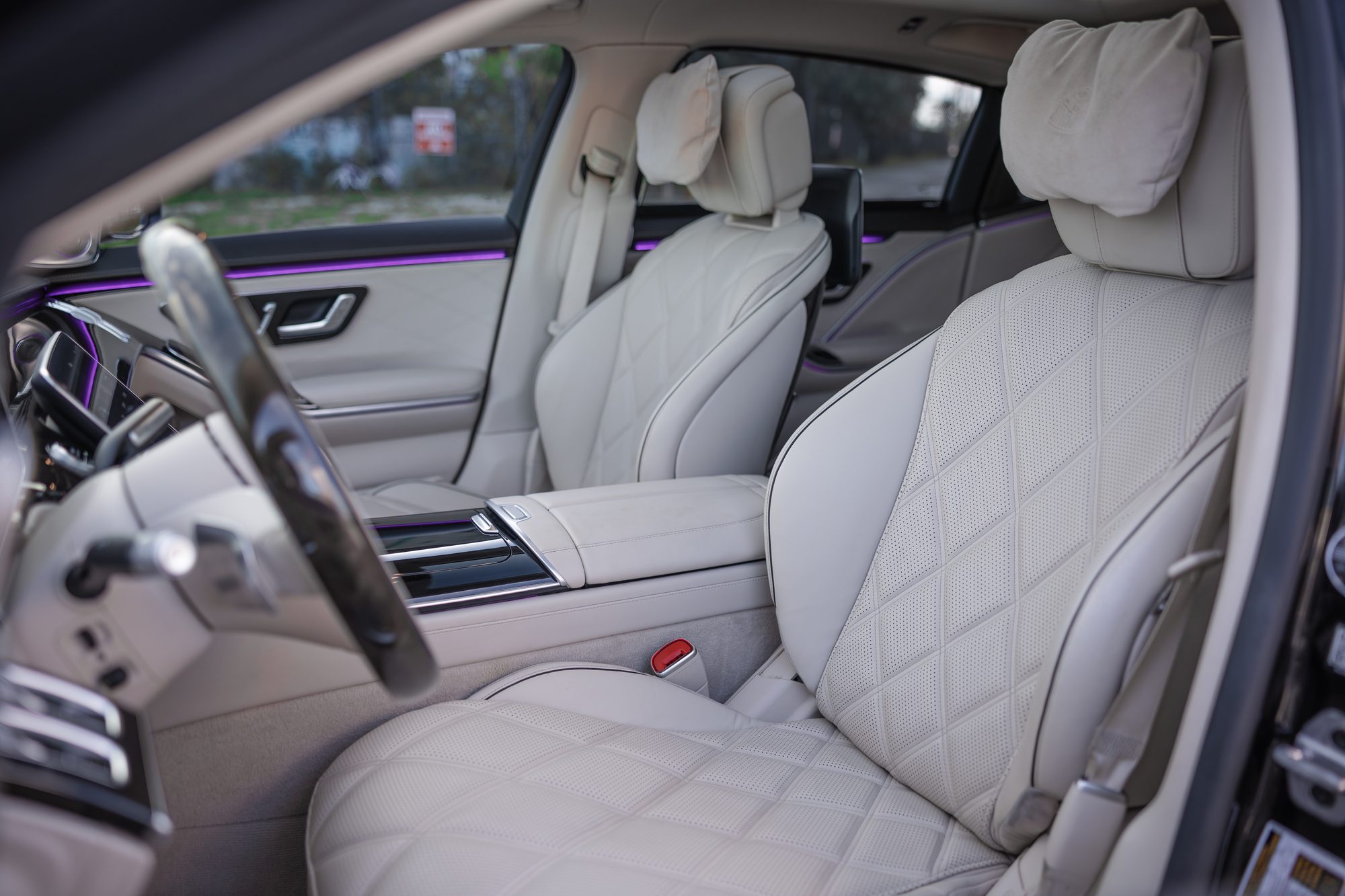 Mercedes-Benz S580 Maybach — photo 4