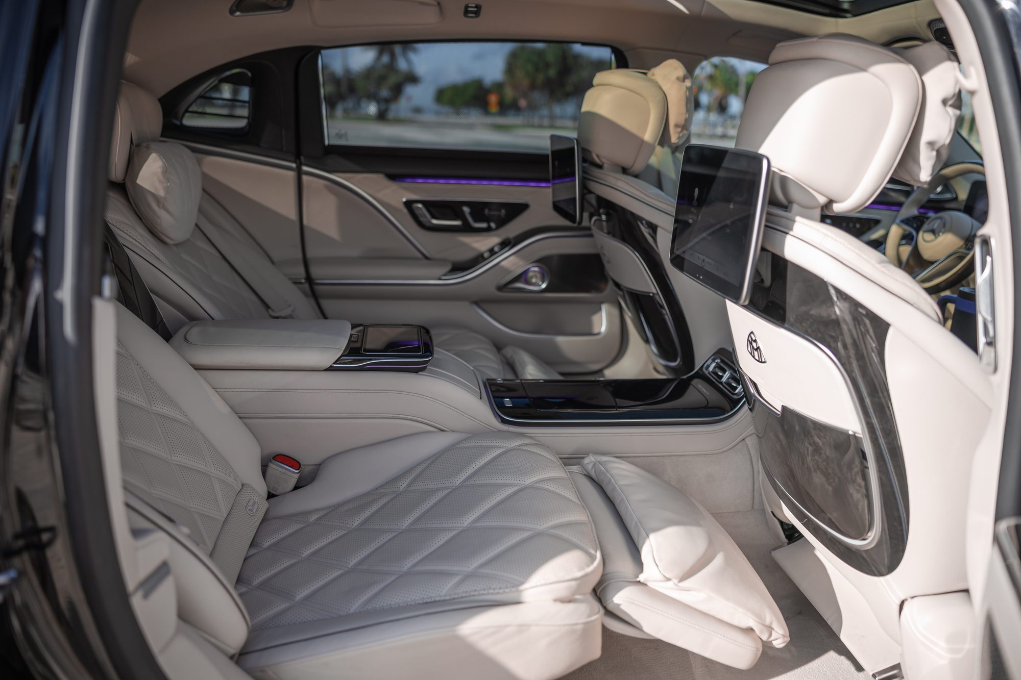 Mercedes-Benz S580 Maybach — photo 7